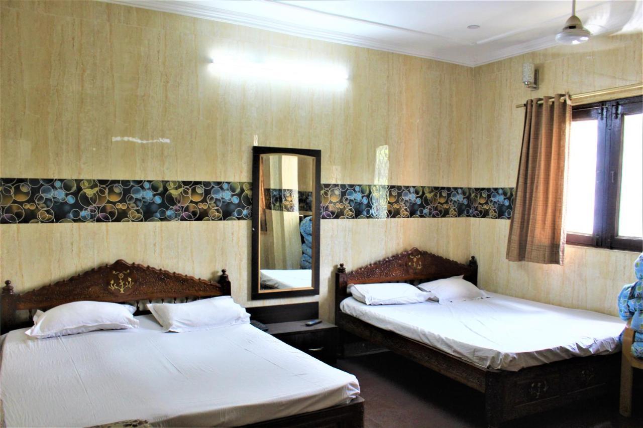 Central Guest House , Walk In Dargah & Markaz New Delhi Luaran gambar