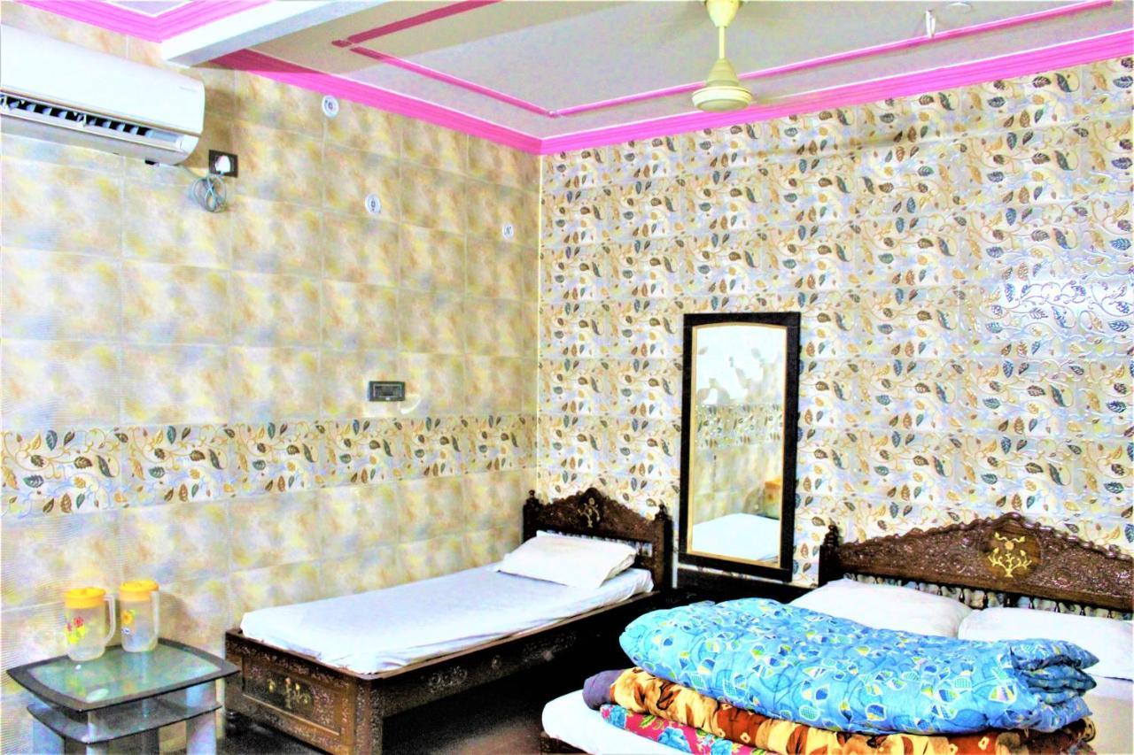 Central Guest House , Walk In Dargah & Markaz New Delhi Luaran gambar